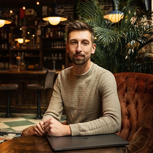 Video producer and marketing professional in Chicago